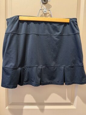 Tail Women's Navy Athletic Skort